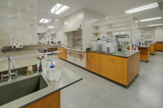 picture of a caer lab