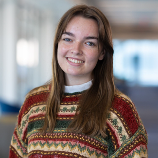 Lizzie Scheetz headshot